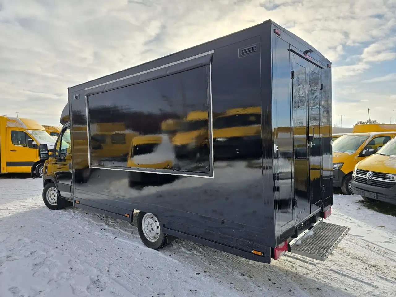 Iveco IS35SI2AA/ FOODTRUCK/Daily - Camion magasin: photos 5 Iveco IS35SI2AA/ FOODTRUCK/Daily - Camion magasin: photos 5