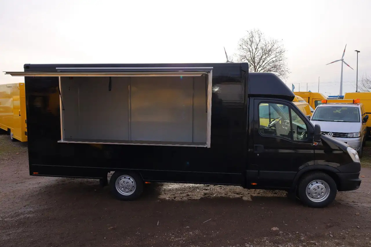 Iveco IS35SI2AA/ FOODTRUCK/Daily/EU5/1. Hand - Camion magasin: photos 3 Iveco IS35SI2AA/ FOODTRUCK/Daily/EU5/1. Hand - Camion magasin: photos 3