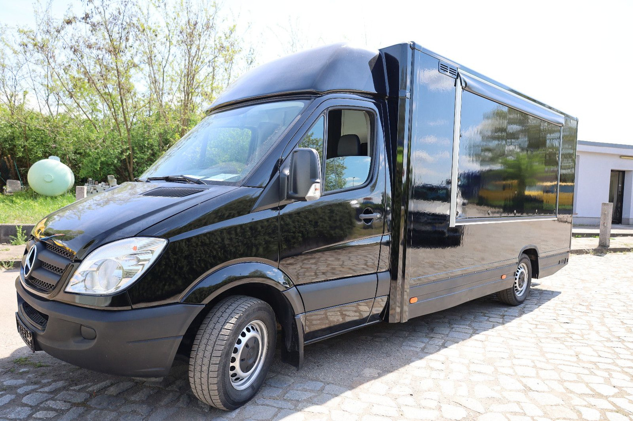 Mercedes-Benz Sprinter/Foodtruck/SXS906 PD35/Verkaufsklappe - Fourgon grand volume: photos 5 Mercedes-Benz Sprinter/Foodtruck/SXS906 PD35/Verkaufsklappe - Fourgon grand volume: photos 5
