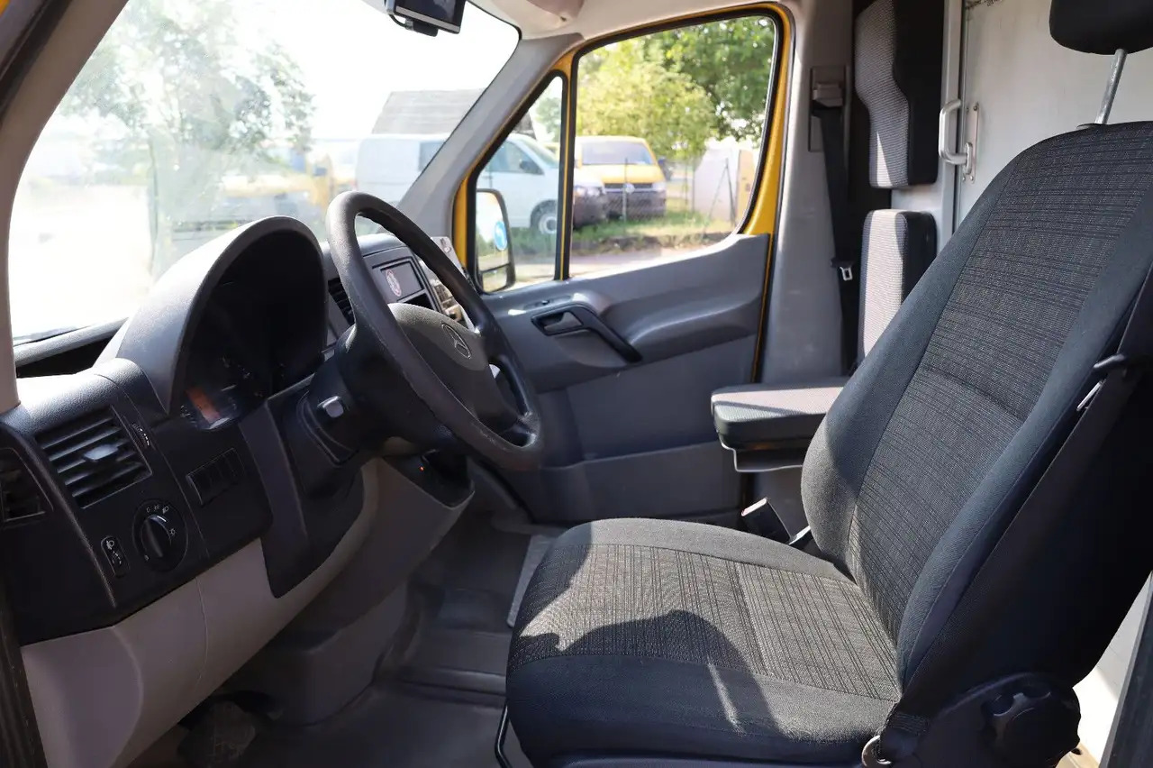 Mercedes-Benz Sprinter /Koffer/Regalsystem/ EU5/ 1. Hand - Voiture: photos 3 Mercedes-Benz Sprinter /Koffer/Regalsystem/ EU5/ 1. Hand - Voiture: photos 3