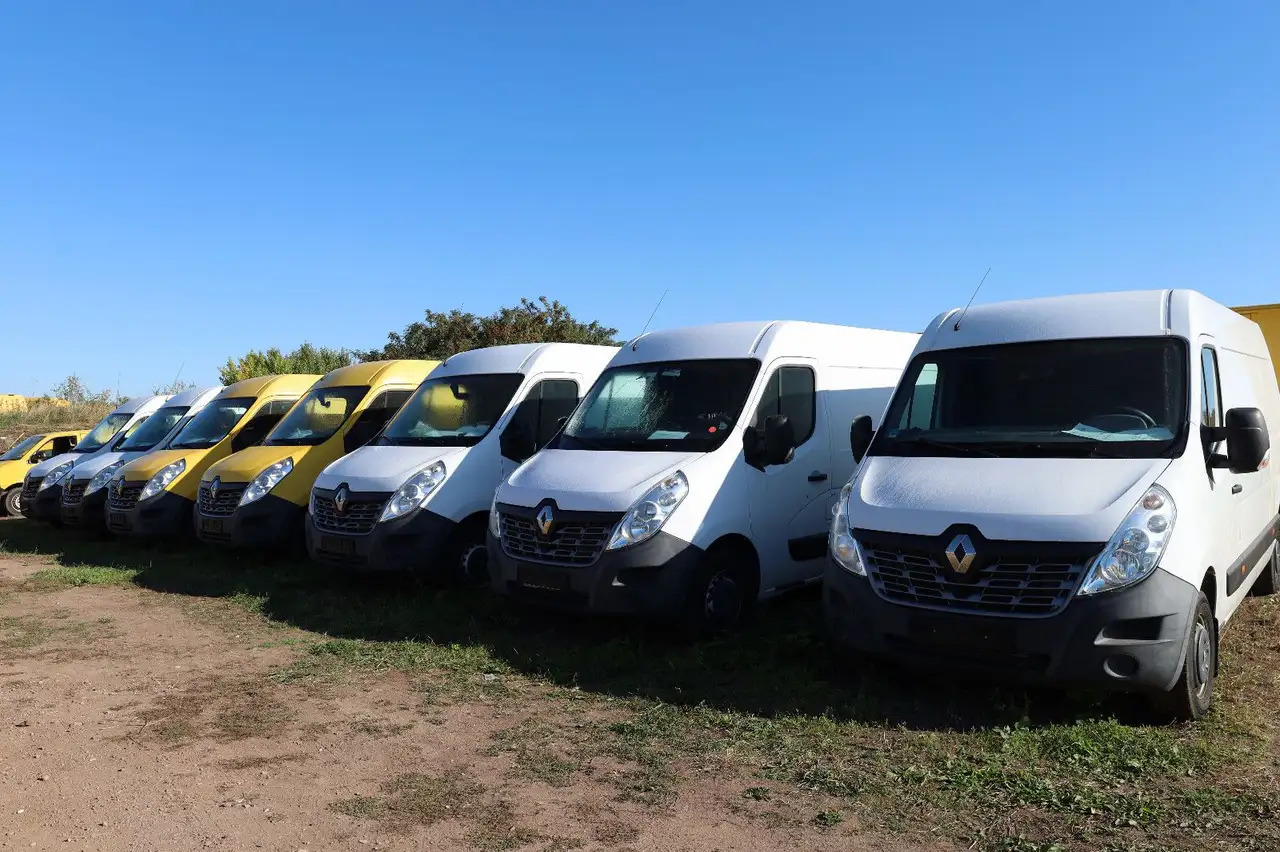 Renault Master/Scheckheft/1. Hand/ EURO 6/ Klima/ 96kW - Fourgon utilitaire: photos 2 Renault Master/Scheckheft/1. Hand/ EURO 6/ Klima/ 96kW - Fourgon utilitaire: photos 2