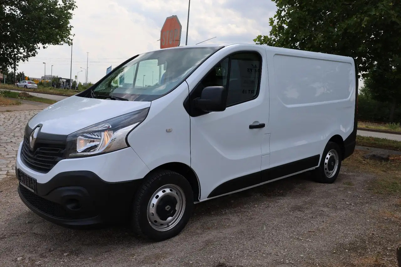 Renault Trafic Komfort/1. Hand/89kW/ - Fourgon utilitaire: photos 2 Renault Trafic Komfort/1. Hand/89kW/ - Fourgon utilitaire: photos 2