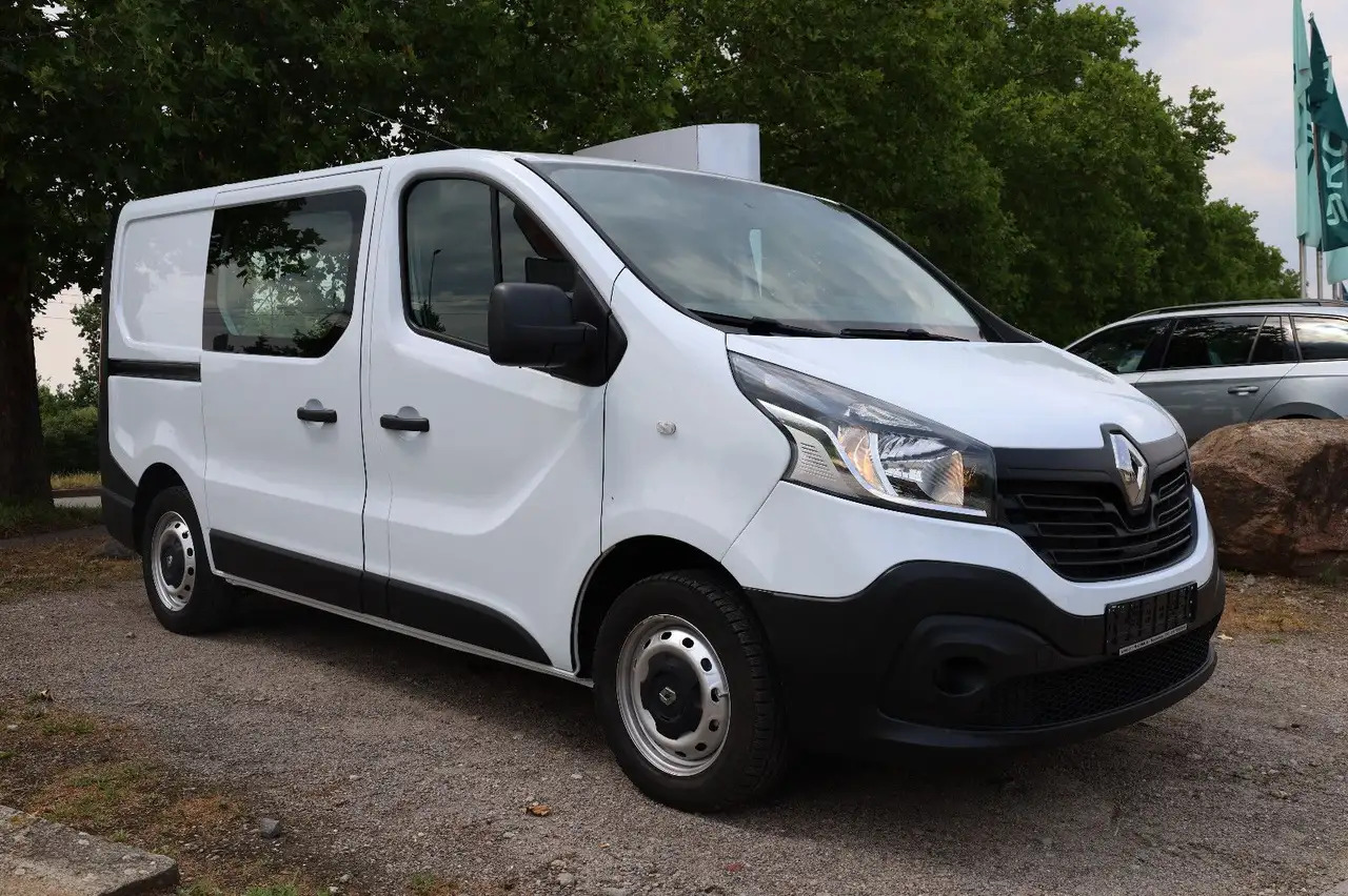 Renault Trafic Komfort/1. Hand/89kW/ - Fourgon utilitaire: photos 1 Renault Trafic Komfort/1. Hand/89kW/ - Fourgon utilitaire: photos 1