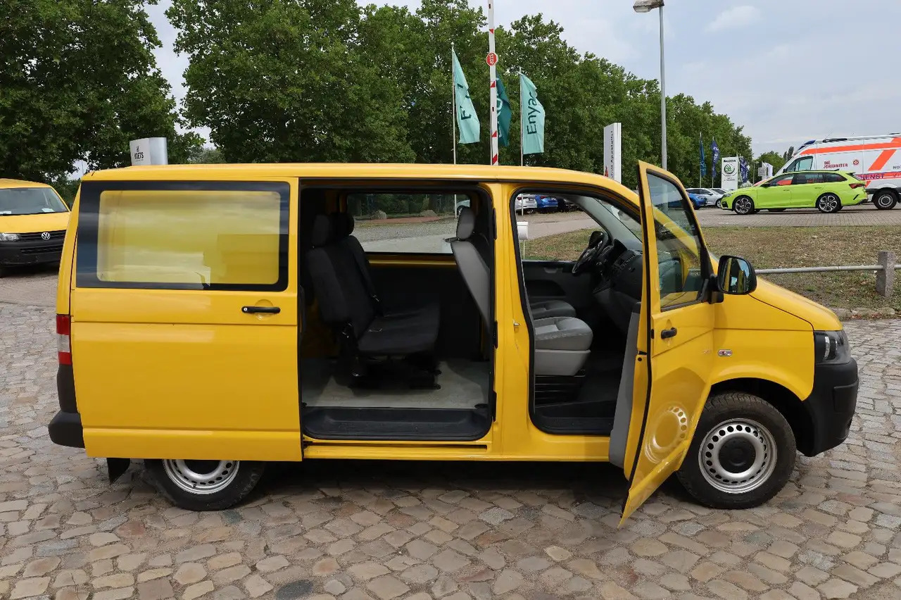 Volkswagen T5 Transporter Kasten-Kombi 2.0 TDI/EU5/5-Sitze - Voiture: photos 2 Volkswagen T5 Transporter Kasten-Kombi 2.0 TDI/EU5/5-Sitze - Voiture: photos 2