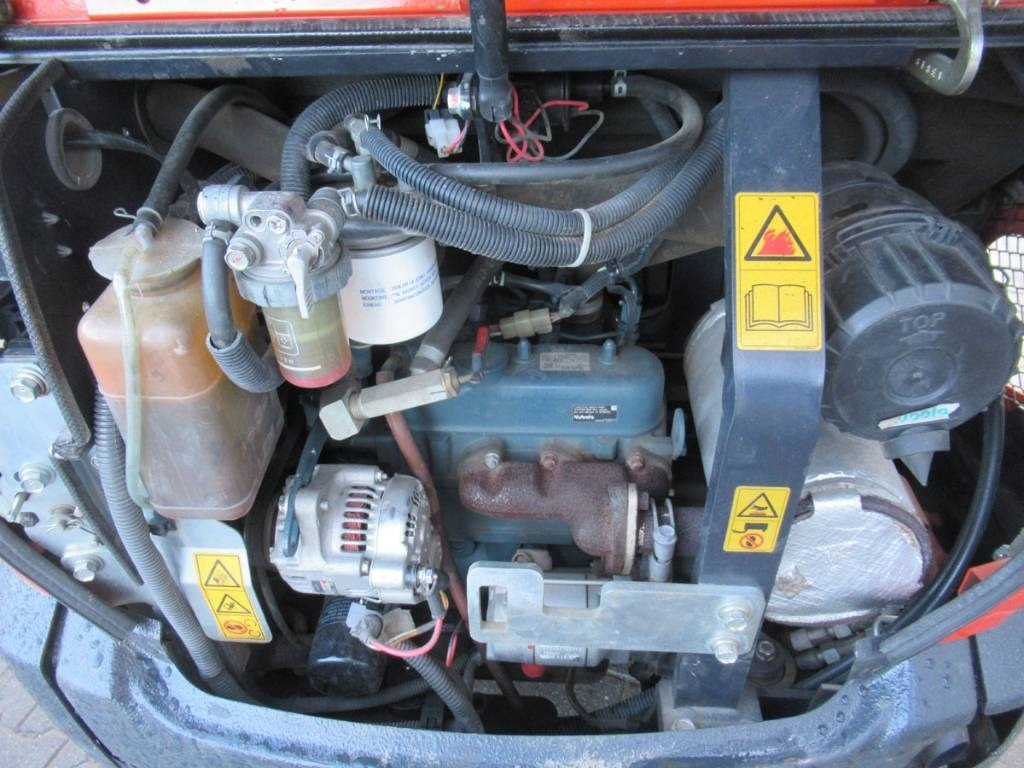 Kubota KX 016-4  - Mini pelle: photos 4 Kubota KX 016-4  - Mini pelle: photos 4