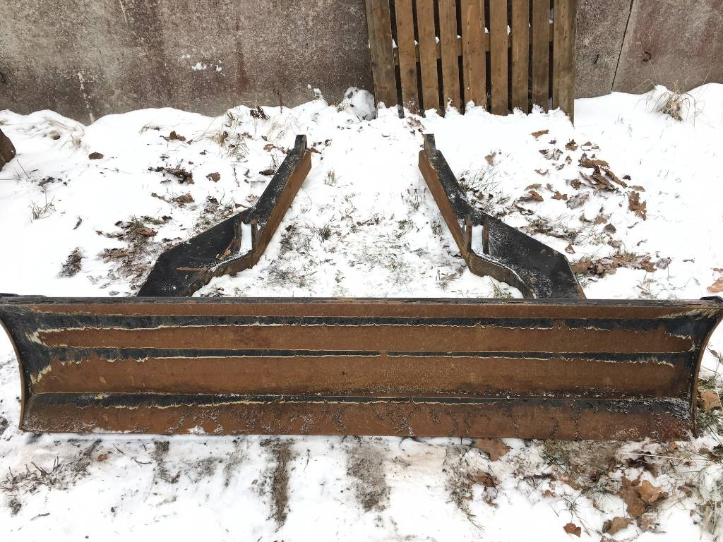 Komatsu Dozer blade - Lame pour Matériel forestier: photos 2 Komatsu Dozer blade - Lame pour Matériel forestier: photos 2