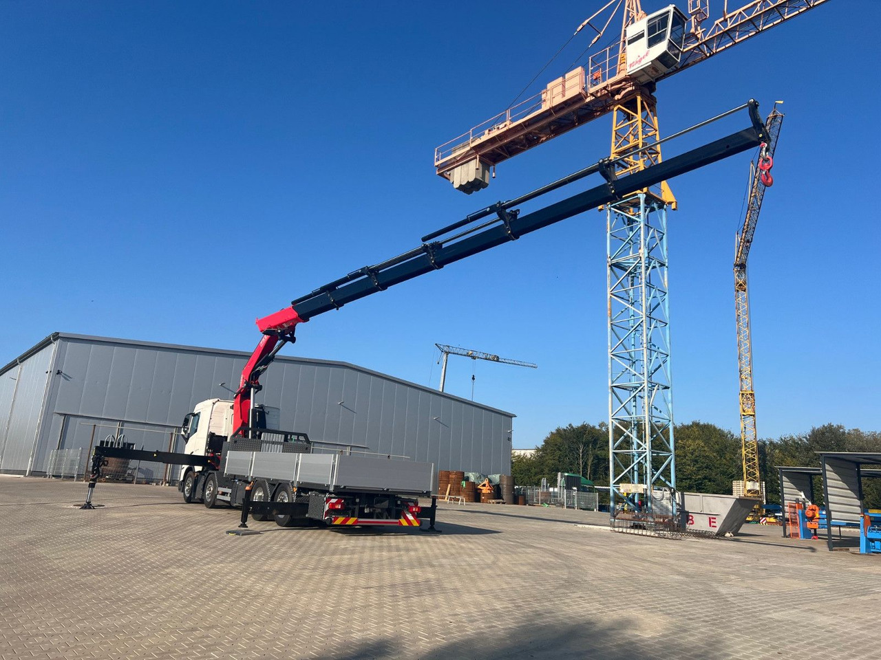 Volvo FH 500 8x2 Kran F710 RA2.26 - Camion, Camion grue: photos 5 Volvo FH 500 8x2 Kran F710 RA2.26 - Camion, Camion grue: photos 5