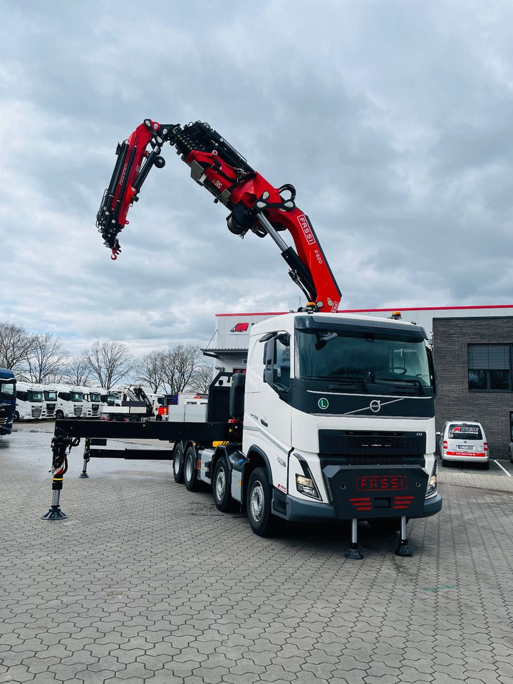 Volvo FH 500 8x4 Kran F820 RA2.27 Jib & Winde Sofort - Camion, Camion grue: photos 4 Volvo FH 500 8x4 Kran F820 RA2.27 Jib & Winde Sofort - Camion, Camion grue: photos 4