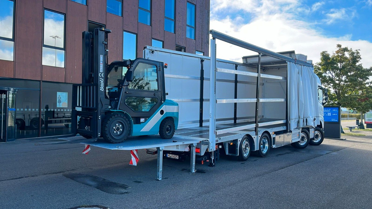 Volvo FH 500 Gabelstaplertransporter LBW Dhollandia 9t - Camion: photos 5 Volvo FH 500 Gabelstaplertransporter LBW Dhollandia 9t - Camion: photos 5