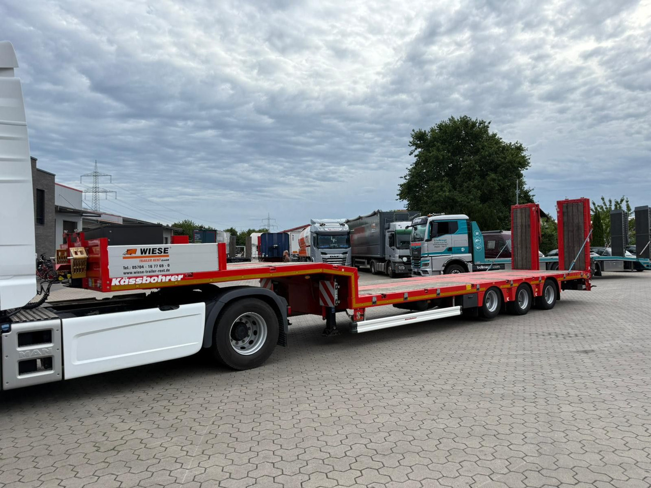 Kässbohrer K.SLS ECO Tieflader mit hydraulischen Rampen - Semi-remorque surbaissé: photos 4 Kässbohrer K.SLS ECO Tieflader mit hydraulischen Rampen - Semi-remorque surbaissé: photos 4