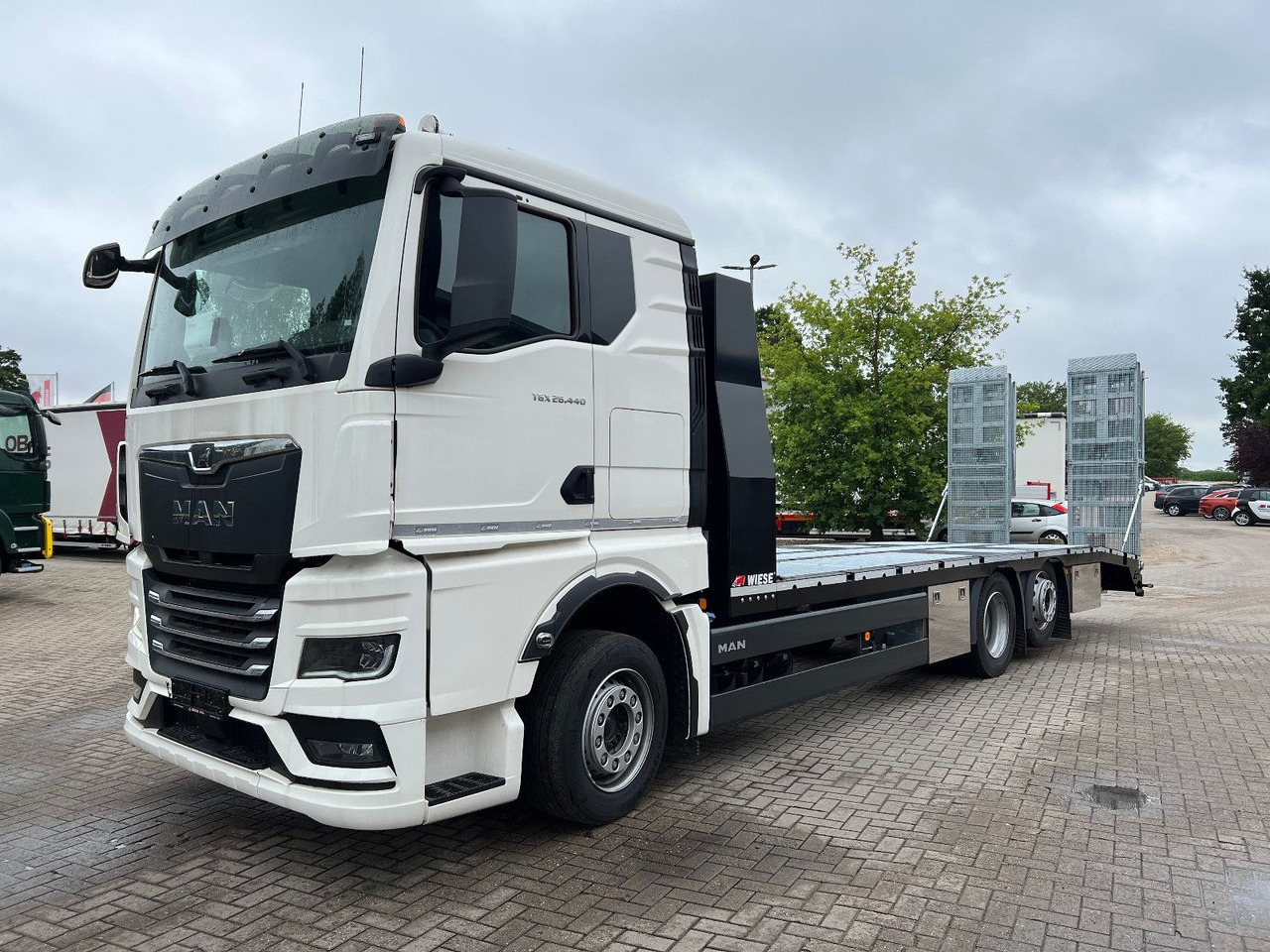 MAN Baumaschinen- Arbeitsbühnentransporter Rampen - Remorqueuse: photos 3 MAN Baumaschinen- Arbeitsbühnentransporter Rampen - Remorqueuse: photos 3