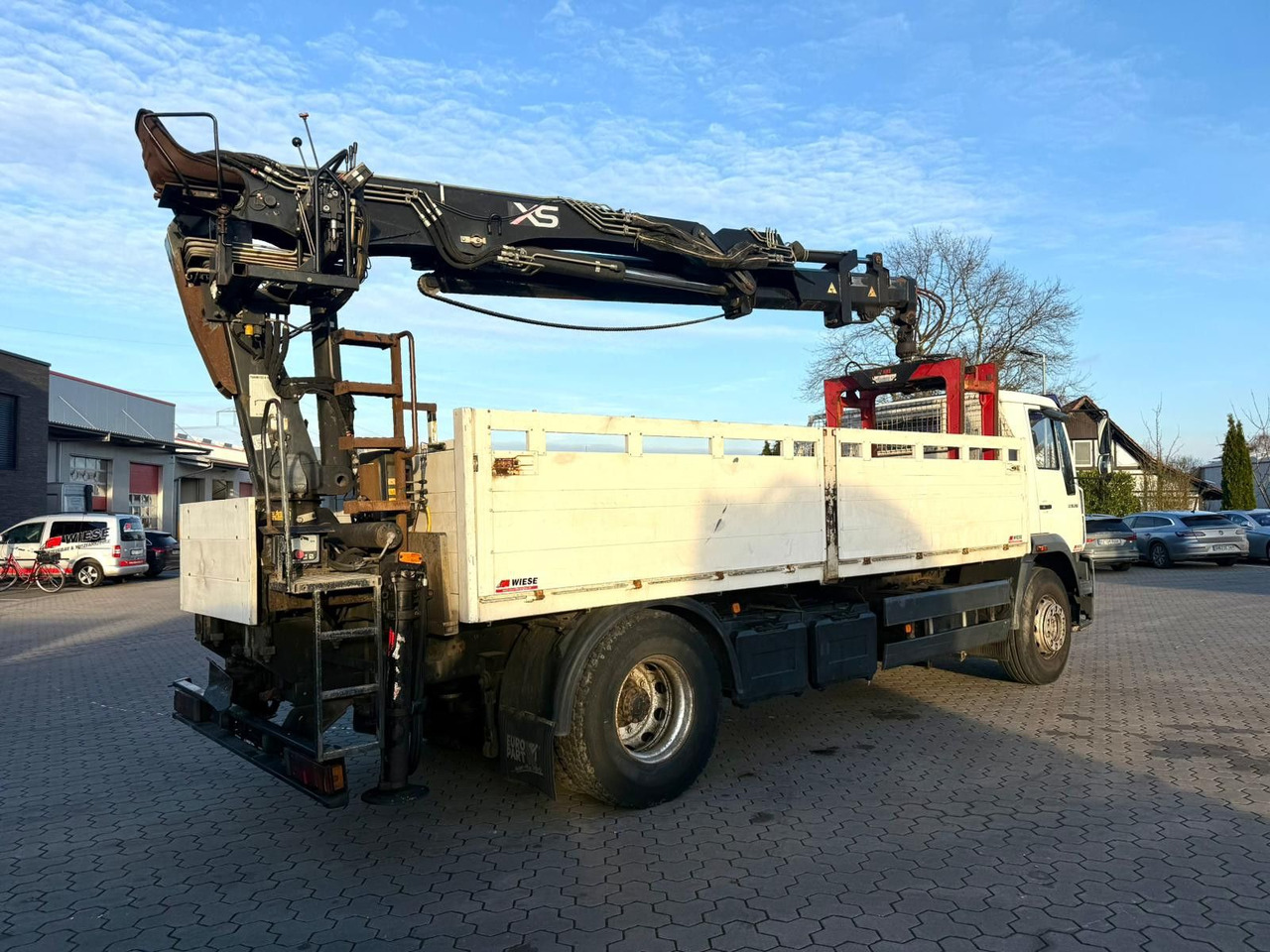 MAN LE 18.280 Pritsche mit HIAB 133 K PRO/HIPRO Kran - Camion grue: photos 4 MAN LE 18.280 Pritsche mit HIAB 133 K PRO/HIPRO Kran - Camion grue: photos 4