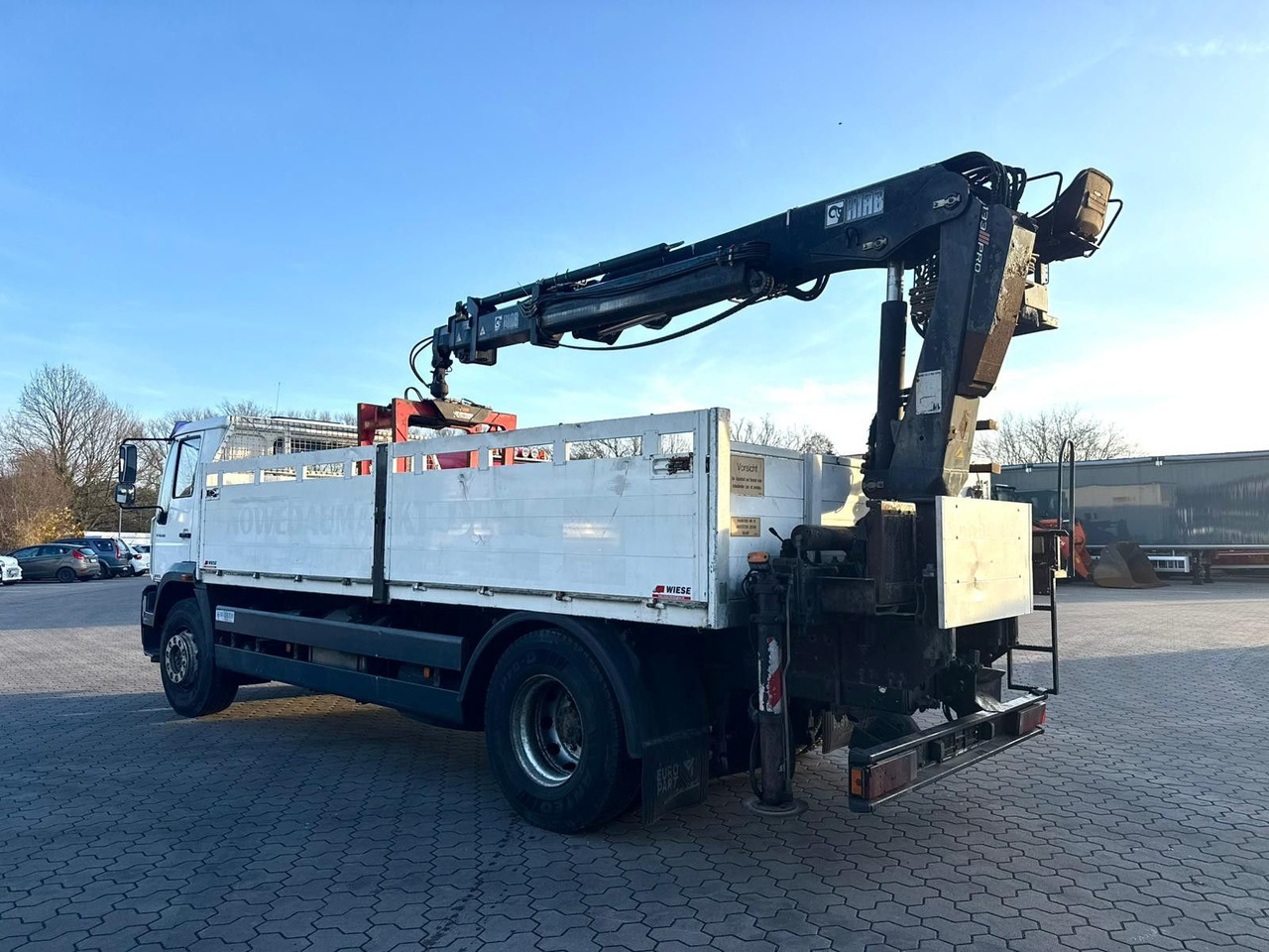 MAN LE 18.280 Pritsche mit HIAB 133 K PRO/HIPRO Kran - Camion plateau, Camion grue: photos 4 MAN LE 18.280 Pritsche mit HIAB 133 K PRO/HIPRO Kran - Camion plateau, Camion grue: photos 4