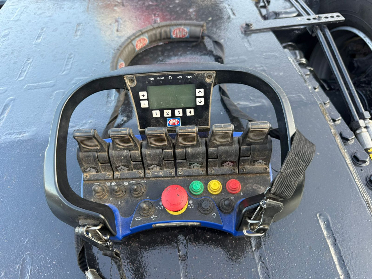 Camion grue MAN TGX 26.440 6x2 mit HMF 3000-5 Kran Top Zustand: photos 14