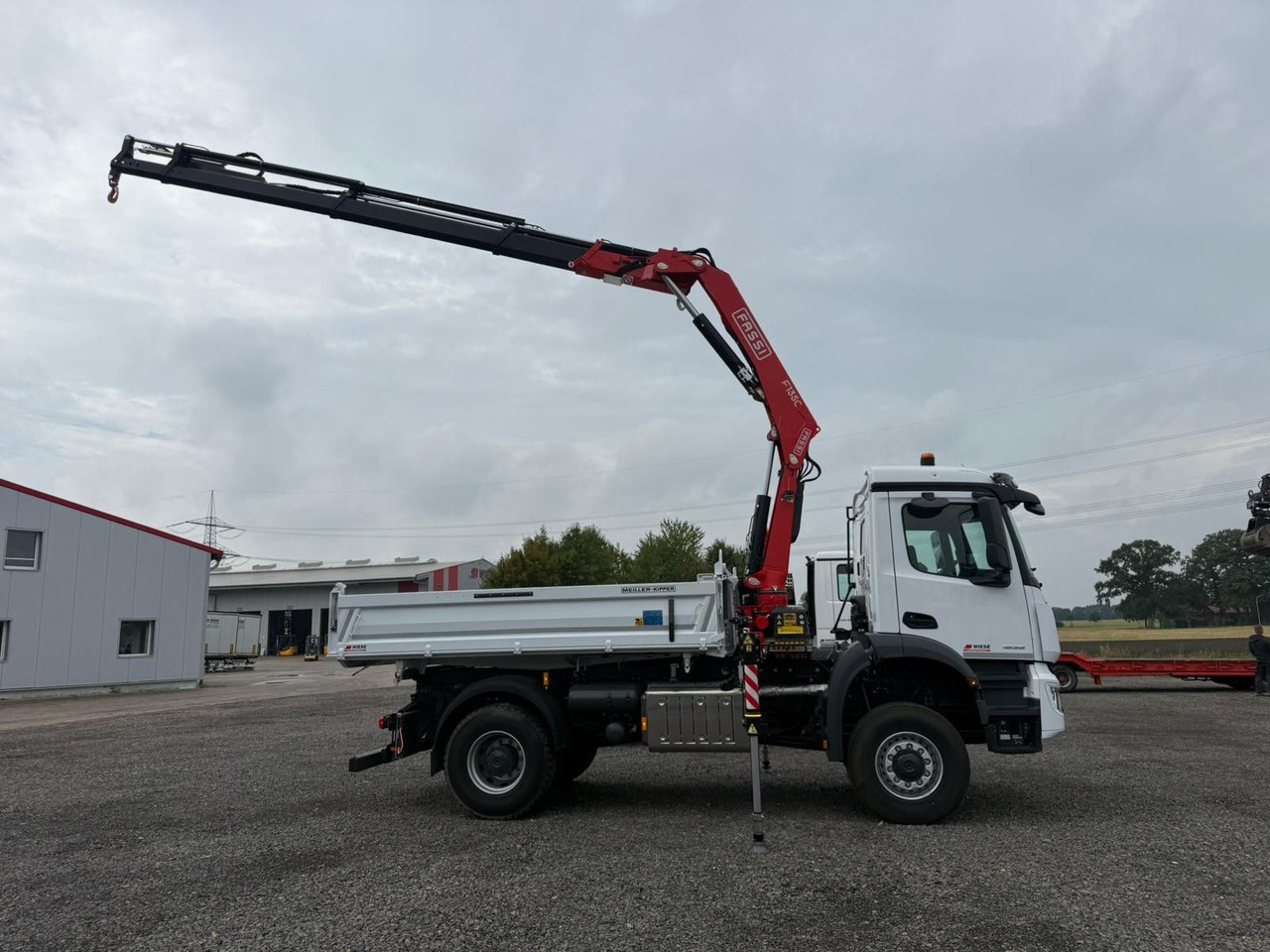 Mercedes-Benz Arocs 1835 4x4 Allrad Fassi F135 Kran Kipper - crédit-bail Mercedes-Benz Arocs 1835 4x4 Allrad Fassi F135 Kran Kipper: photos 8 Mercedes-Benz Arocs 1835 4x4 Allrad Fassi F135 Kran Kipper - crédit-bail Mercedes-Benz Arocs 1835 4x4 Allrad Fassi F135 Kran Kipper: photos 8