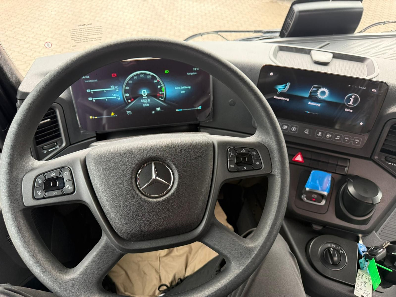 Mercedes-Benz Arocs 1835 4x4 Allrad Fassi F135 Kran Kipper - crédit-bail Mercedes-Benz Arocs 1835 4x4 Allrad Fassi F135 Kran Kipper: photos 11 Mercedes-Benz Arocs 1835 4x4 Allrad Fassi F135 Kran Kipper - crédit-bail Mercedes-Benz Arocs 1835 4x4 Allrad Fassi F135 Kran Kipper: photos 11