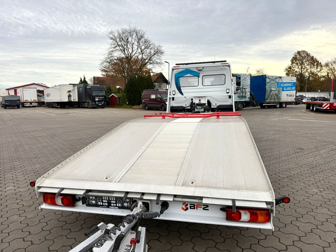 Camion porte-voitures Mercedes-Benz Atego 918L Autotransporter mit BFZ Anhänger: photos 13