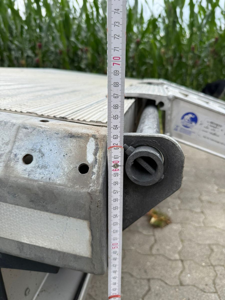 Mitsubishi Fuso Canter 7C18 Arbeitsbühnentransporter - Camion porte-voitures: photos 5 Mitsubishi Fuso Canter 7C18 Arbeitsbühnentransporter - Camion porte-voitures: photos 5