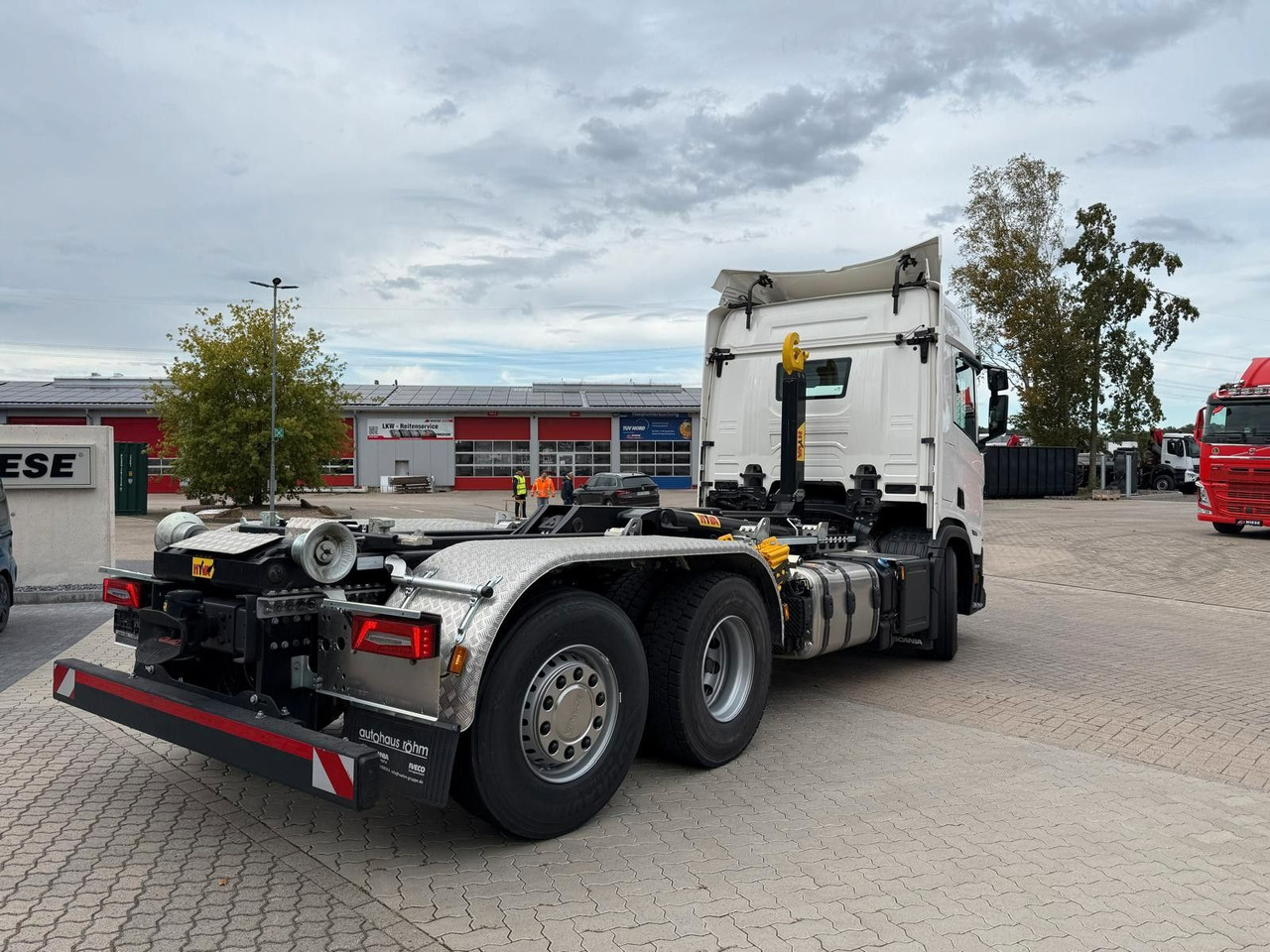 Scania R460 6x2 - Abrollkipper - Sofort Verfügbar! - Camion ampliroll: photos 3 Scania R460 6x2 - Abrollkipper - Sofort Verfügbar! - Camion ampliroll: photos 3