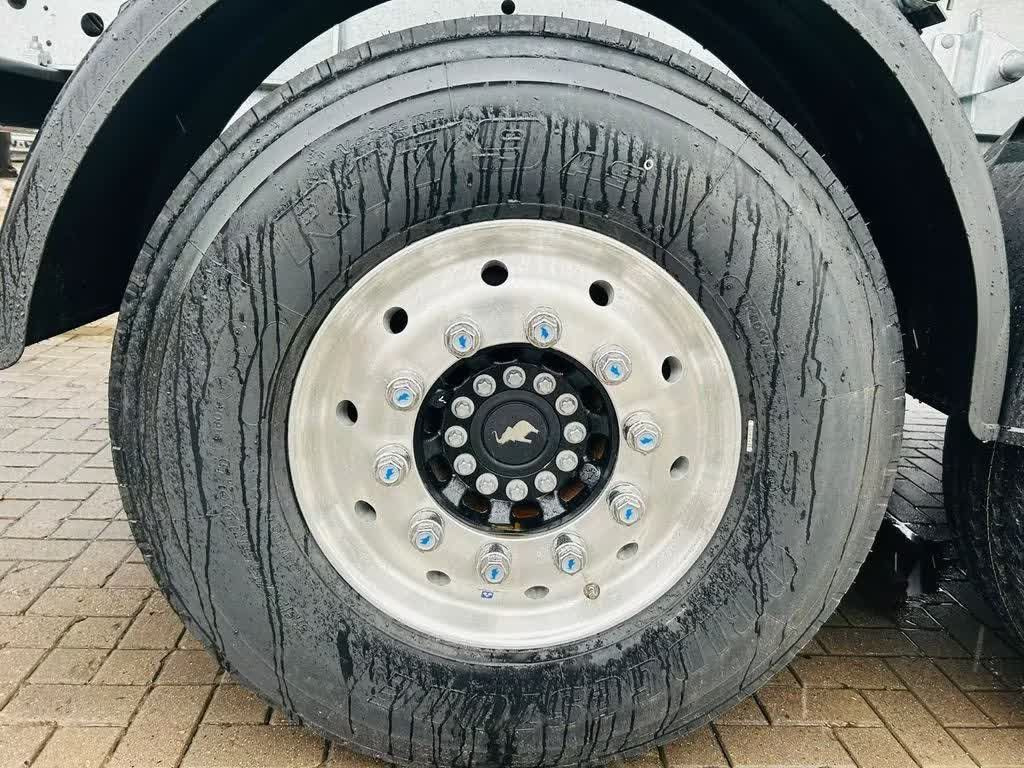 Schmitz Cargobull Thermomulde 24m³ isoliert elektrisches Verdeck - Semi-remorque benne: photos 5 Schmitz Cargobull Thermomulde 24m³ isoliert elektrisches Verdeck - Semi-remorque benne: photos 5