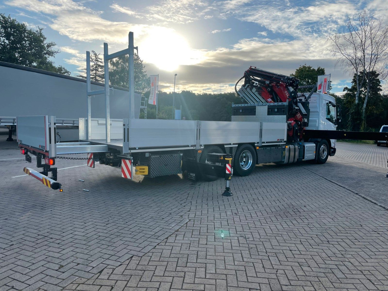 Volvo FMX 500 FASSI Ladekran F545 JIB & Winde Sofort - Camion plateau, Camion grue: photos 5 Volvo FMX 500 FASSI Ladekran F545 JIB & Winde Sofort - Camion plateau, Camion grue: photos 5