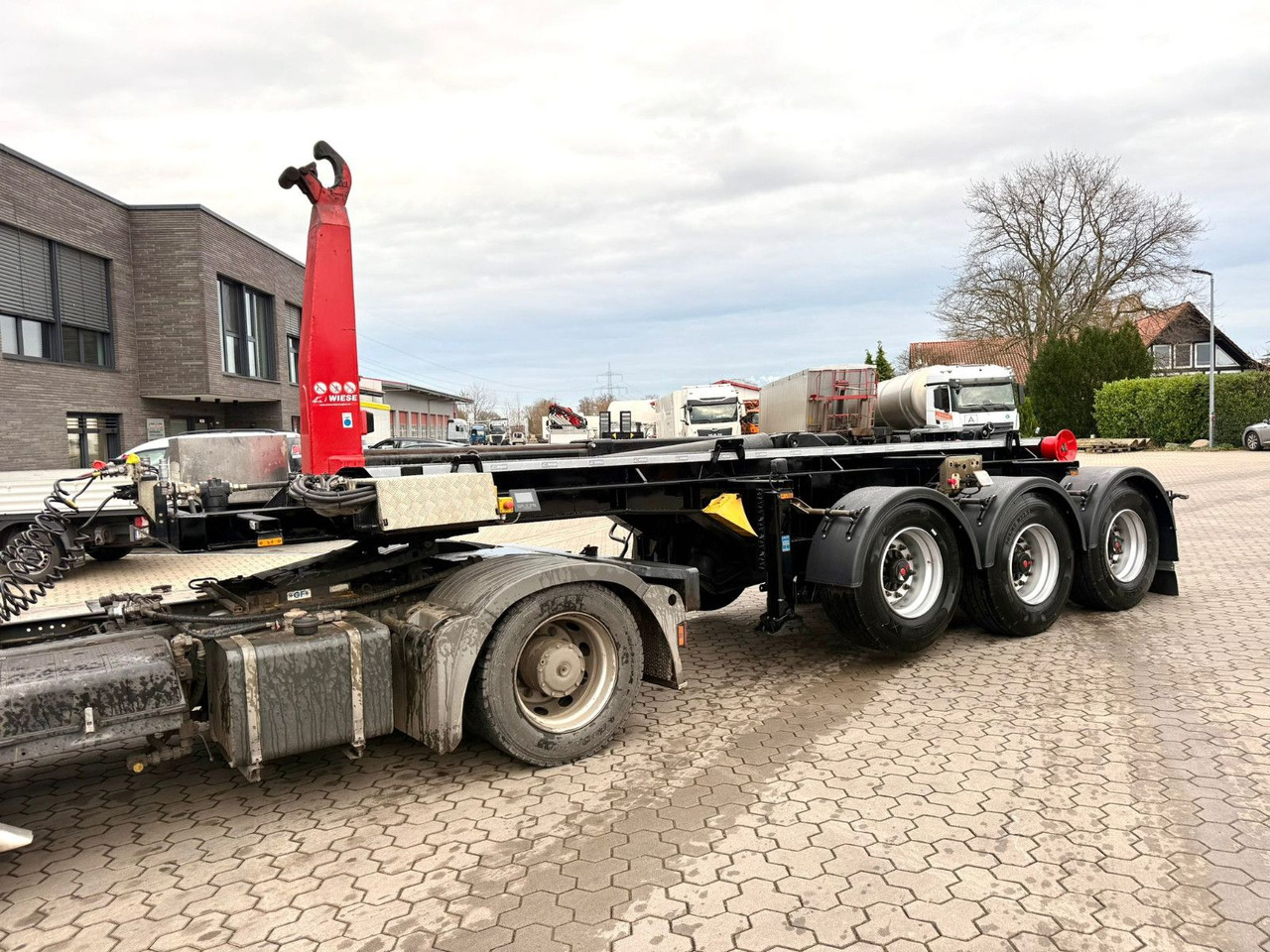 Wiese SA 3 - 36 AK 30 Abrollkipper neu lackiert - Semi-remorque porte-conteneur/ Caisse mobile: photos 4 Wiese SA 3 - 36 AK 30 Abrollkipper neu lackiert - Semi-remorque porte-conteneur/ Caisse mobile: photos 4