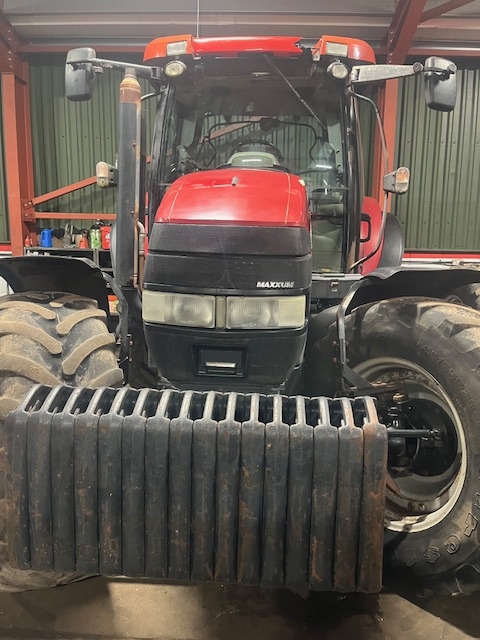 CASE IH MXU 135 - Tracteur agricole: photos 2 CASE IH MXU 135 - Tracteur agricole: photos 2