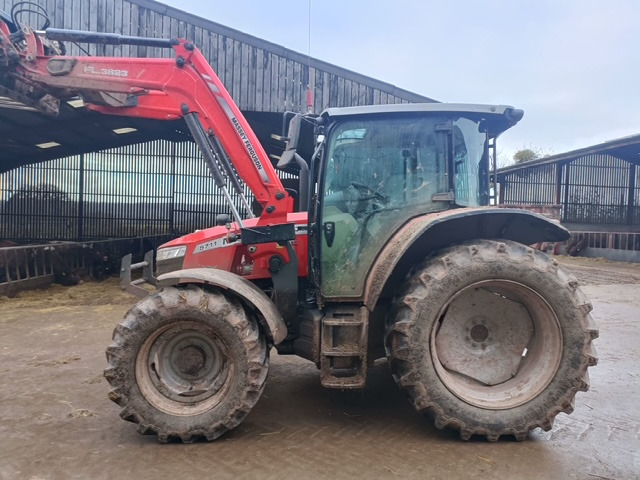 MASSEY FERGUSON 5711M - Tracteur agricole: photos 2 MASSEY FERGUSON 5711M - Tracteur agricole: photos 2