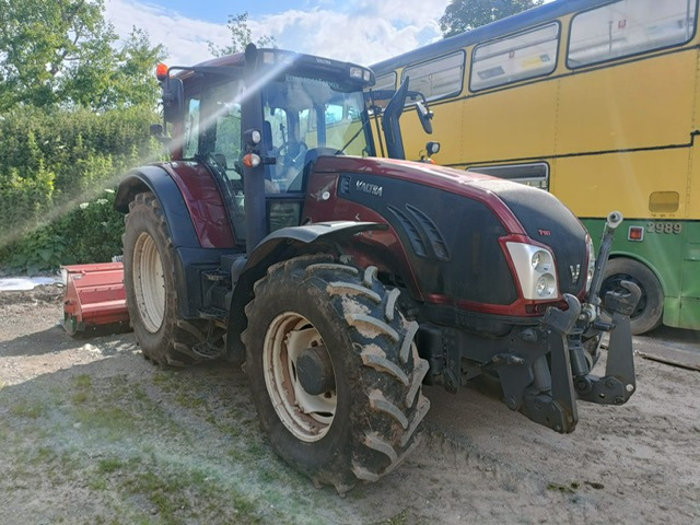 VALTRA T183 DIRECT DRIVE - Tracteur agricole: photos 1 VALTRA T183 DIRECT DRIVE - Tracteur agricole: photos 1
