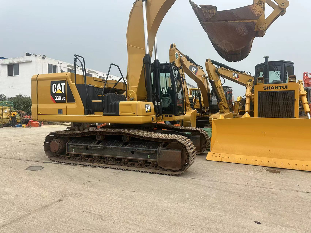 CATERPILLAR 330GC - Pelle sur chenille: photos 4 CATERPILLAR 330GC - Pelle sur chenille: photos 4