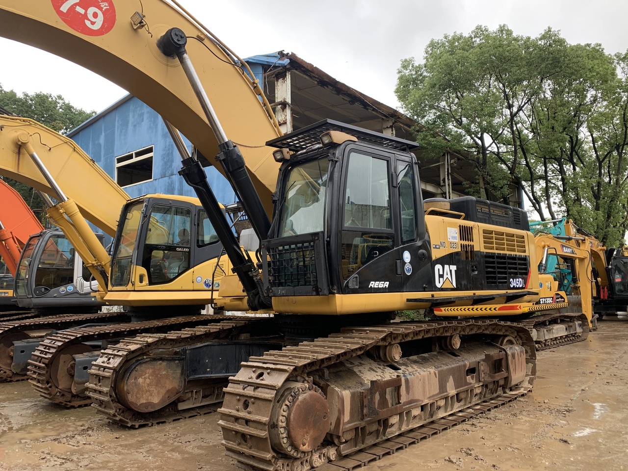 CATERPILLAR 345DL - Pelle sur chenille: photos 4 CATERPILLAR 345DL - Pelle sur chenille: photos 4