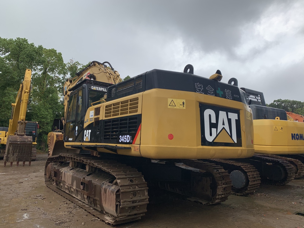 CATERPILLAR 345DL - Pelle sur chenille: photos 2 CATERPILLAR 345DL - Pelle sur chenille: photos 2