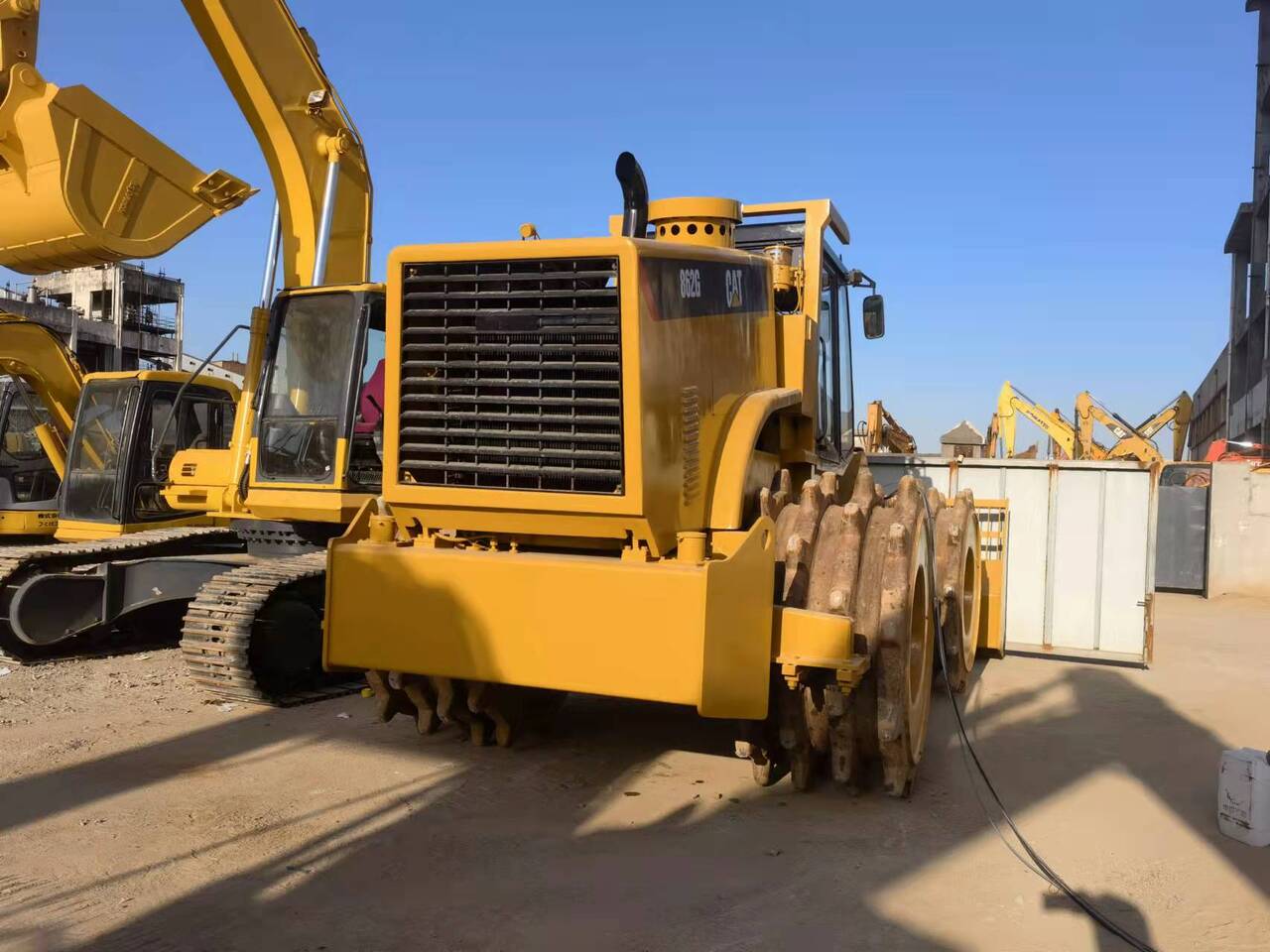 CATERPILLAR 862G - Chargeuse compacte sur chenilles: photos 3 CATERPILLAR 862G - Chargeuse compacte sur chenilles: photos 3