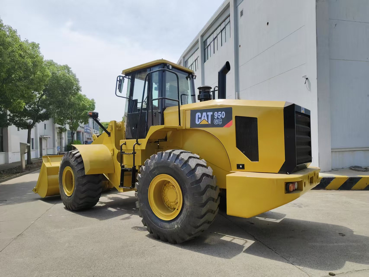 CATERPILLAR 950GC - Chargeuse sur pneus: photos 2 CATERPILLAR 950GC - Chargeuse sur pneus: photos 2