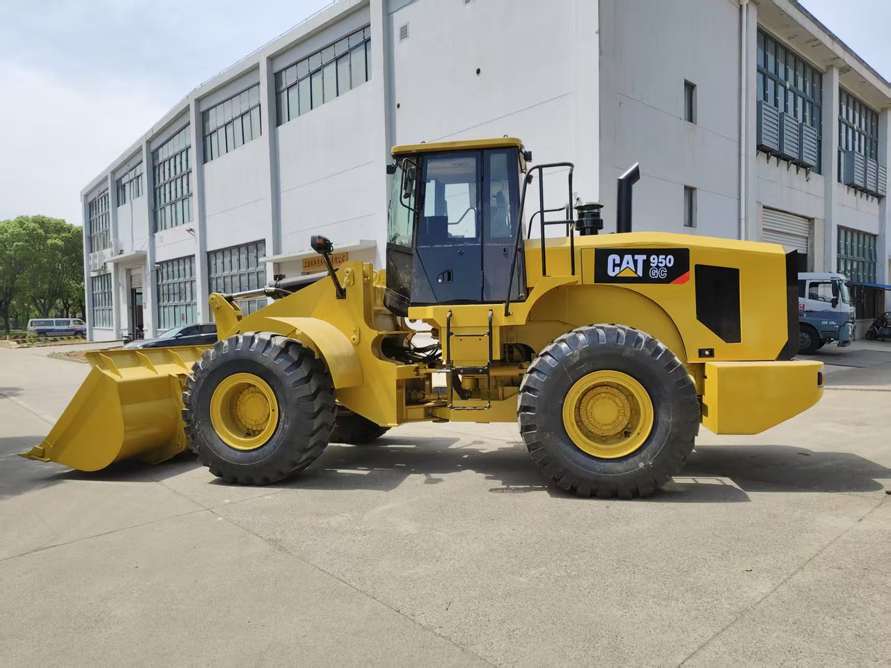 CATERPILLAR 950GC - Chargeuse sur pneus: photos 1 CATERPILLAR 950GC - Chargeuse sur pneus: photos 1