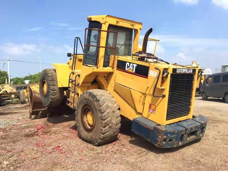 CATERPILLAR 966E - Chargeuse sur pneus: photos 5 CATERPILLAR 966E - Chargeuse sur pneus: photos 5