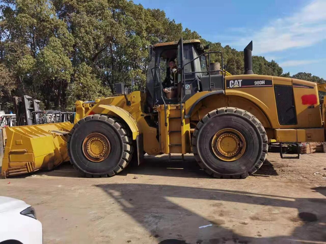CATERPILLAR 980H - Chargeuse sur pneus: photos 4 CATERPILLAR 980H - Chargeuse sur pneus: photos 4