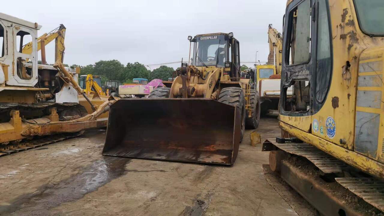 CATERPILLAR CAT-950F -Wheel loader - Chargeuse sur pneus: photos 4 CATERPILLAR CAT-950F -Wheel loader - Chargeuse sur pneus: photos 4