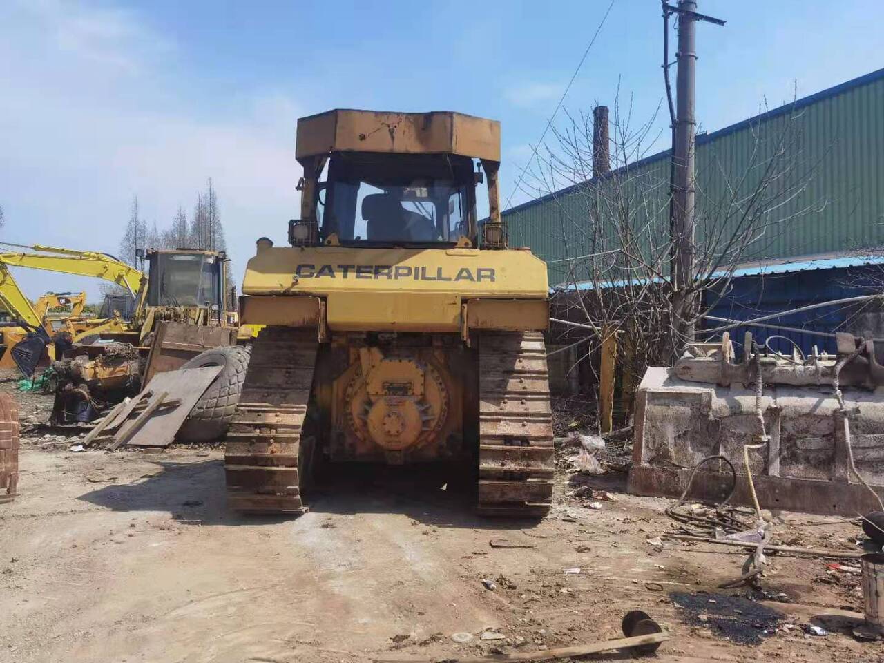 CATERPILLAR D6R Imported machine - Bulldozer: photos 3 CATERPILLAR D6R Imported machine - Bulldozer: photos 3