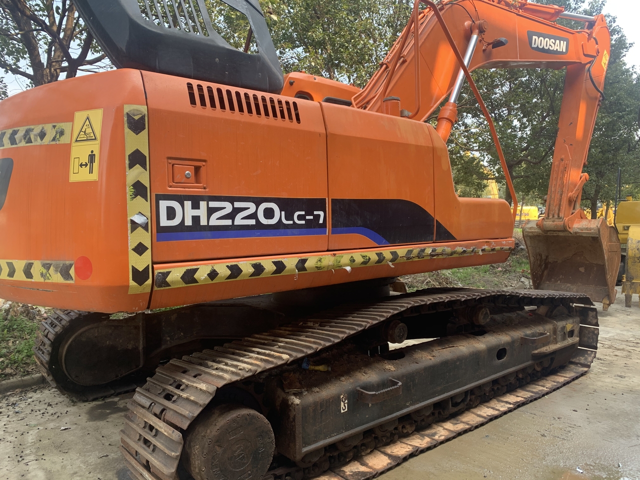 DOOSAN DH200LC-7 - Pelle sur chenille: photos 4 DOOSAN DH200LC-7 - Pelle sur chenille: photos 4