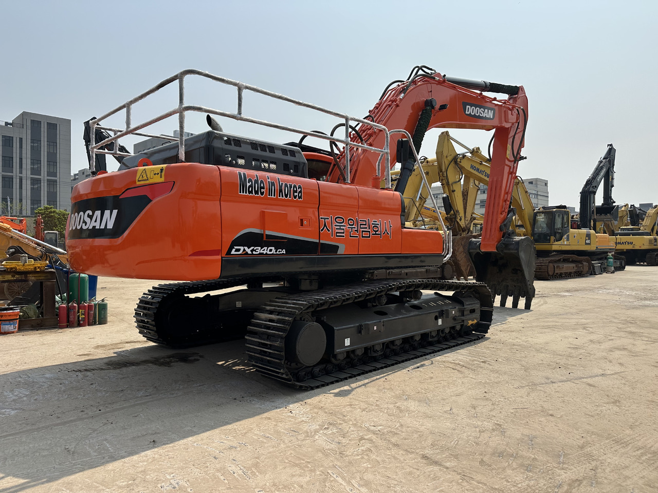 DOOSAN DX340LCA - Pelle sur chenille: photos 2 DOOSAN DX340LCA - Pelle sur chenille: photos 2