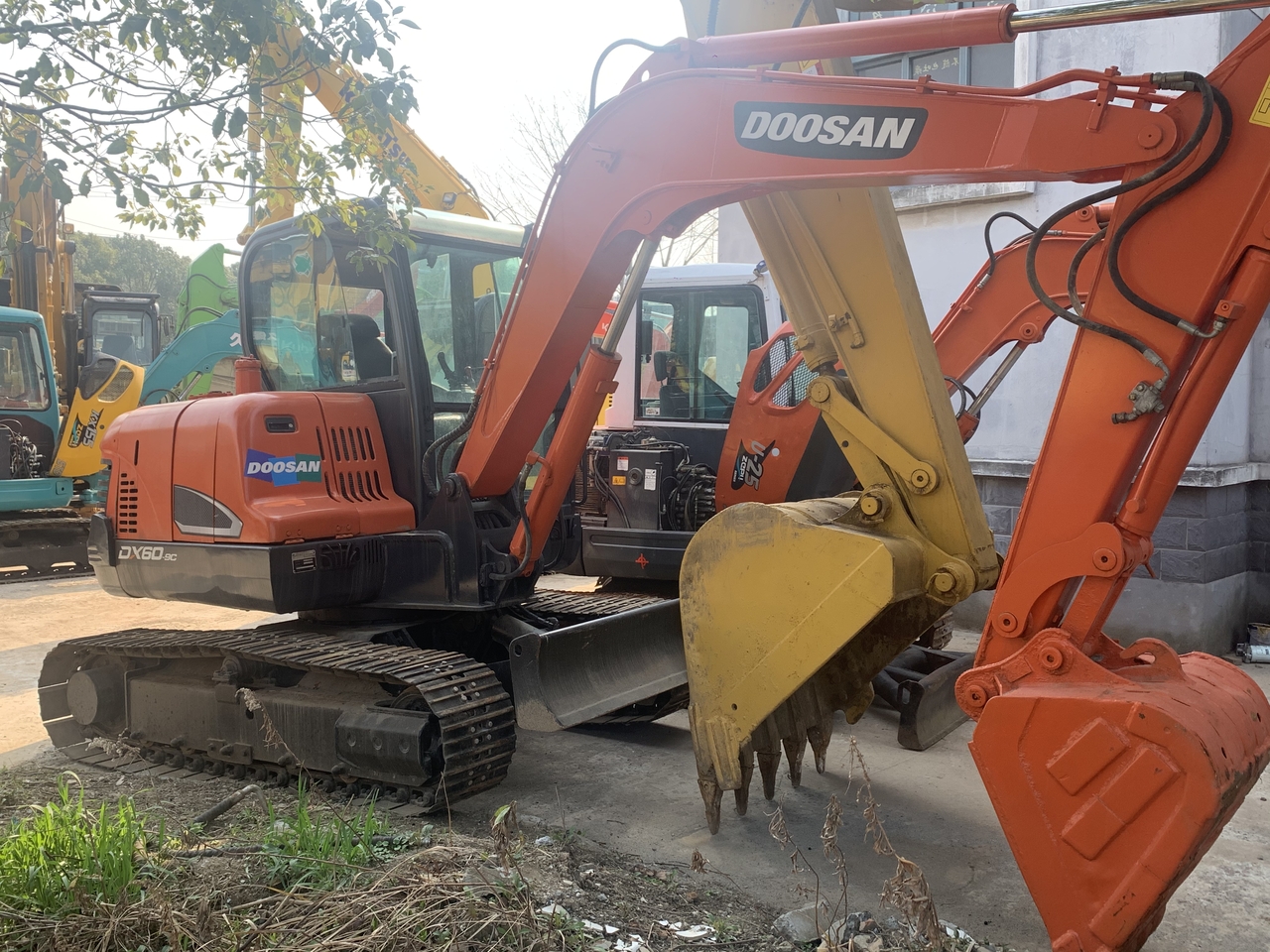 DOOSAN DX60-9 - Mini pelle: photos 4 DOOSAN DX60-9 - Mini pelle: photos 4
