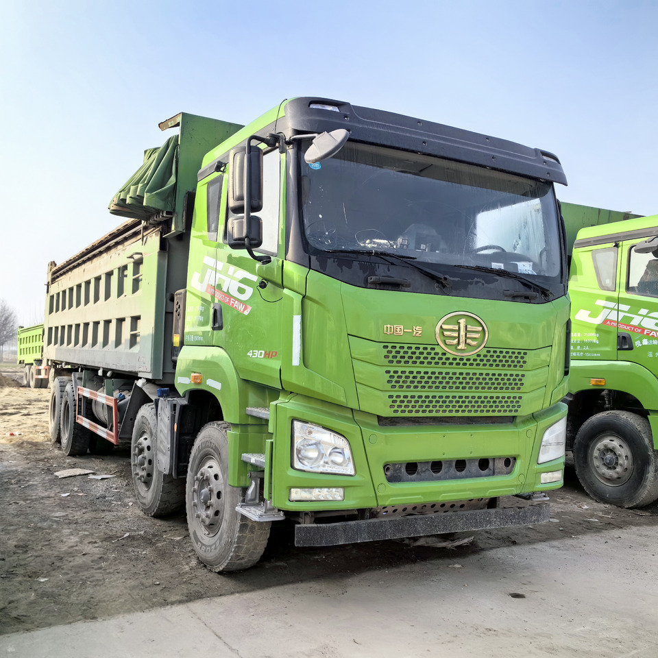 FAW China 8x4 430hp-Green Tipper - Camion benne: photos 2 FAW China 8x4 430hp-Green Tipper - Camion benne: photos 2