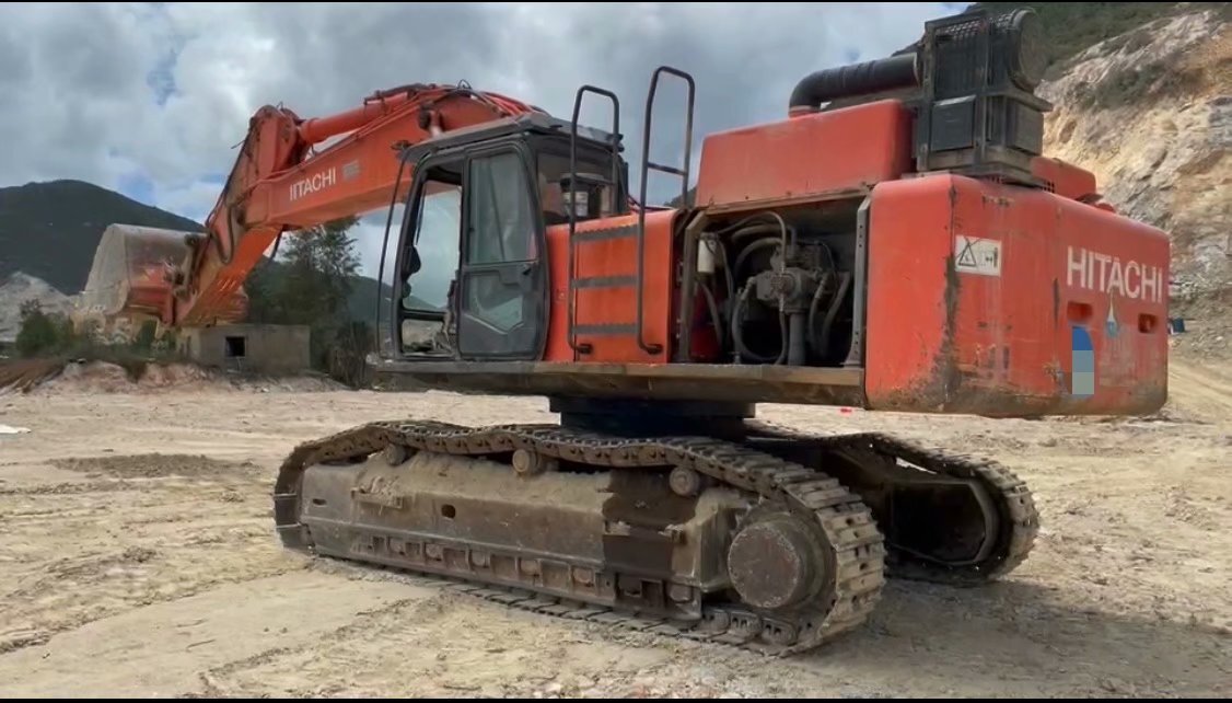 HITACHI ZX470-3 - Pelle sur chenille: photos 3 HITACHI ZX470-3 - Pelle sur chenille: photos 3