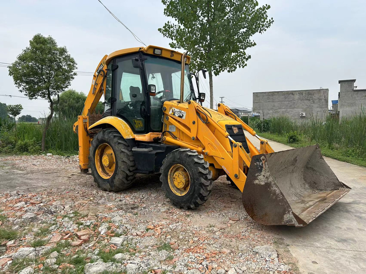 JCB 3CX - Tractopelle: photos 1 JCB 3CX - Tractopelle: photos 1