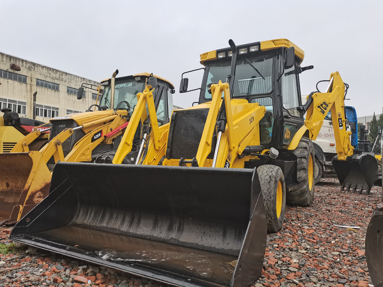 JCB 3CX - Tractopelle: photos 2 JCB 3CX - Tractopelle: photos 2