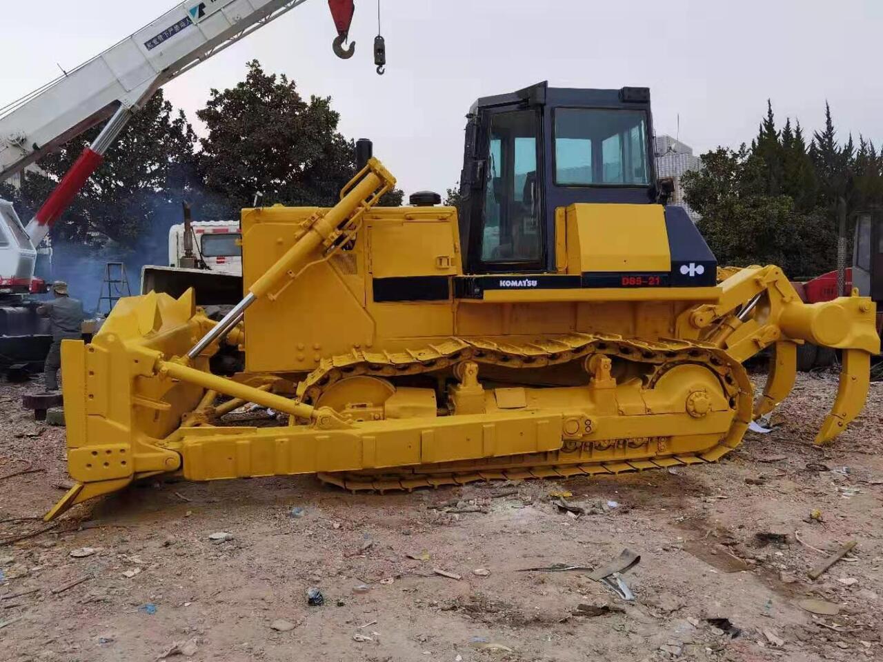 KOMATSU D85-21 - Bulldozer: photos 1 KOMATSU D85-21 - Bulldozer: photos 1