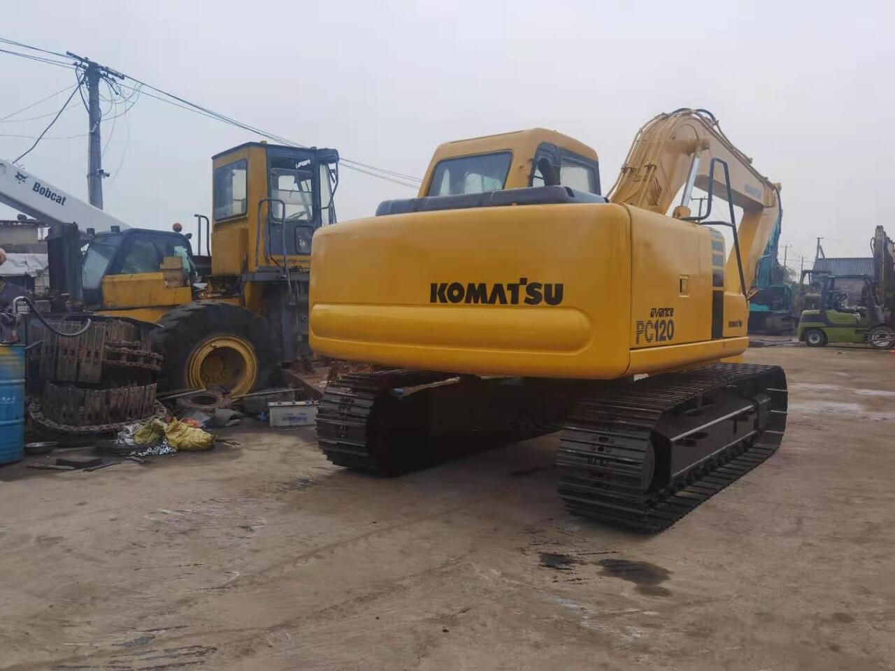 KOMATSU PC120-6 - Pelle sur chenille: photos 3 KOMATSU PC120-6 - Pelle sur chenille: photos 3
