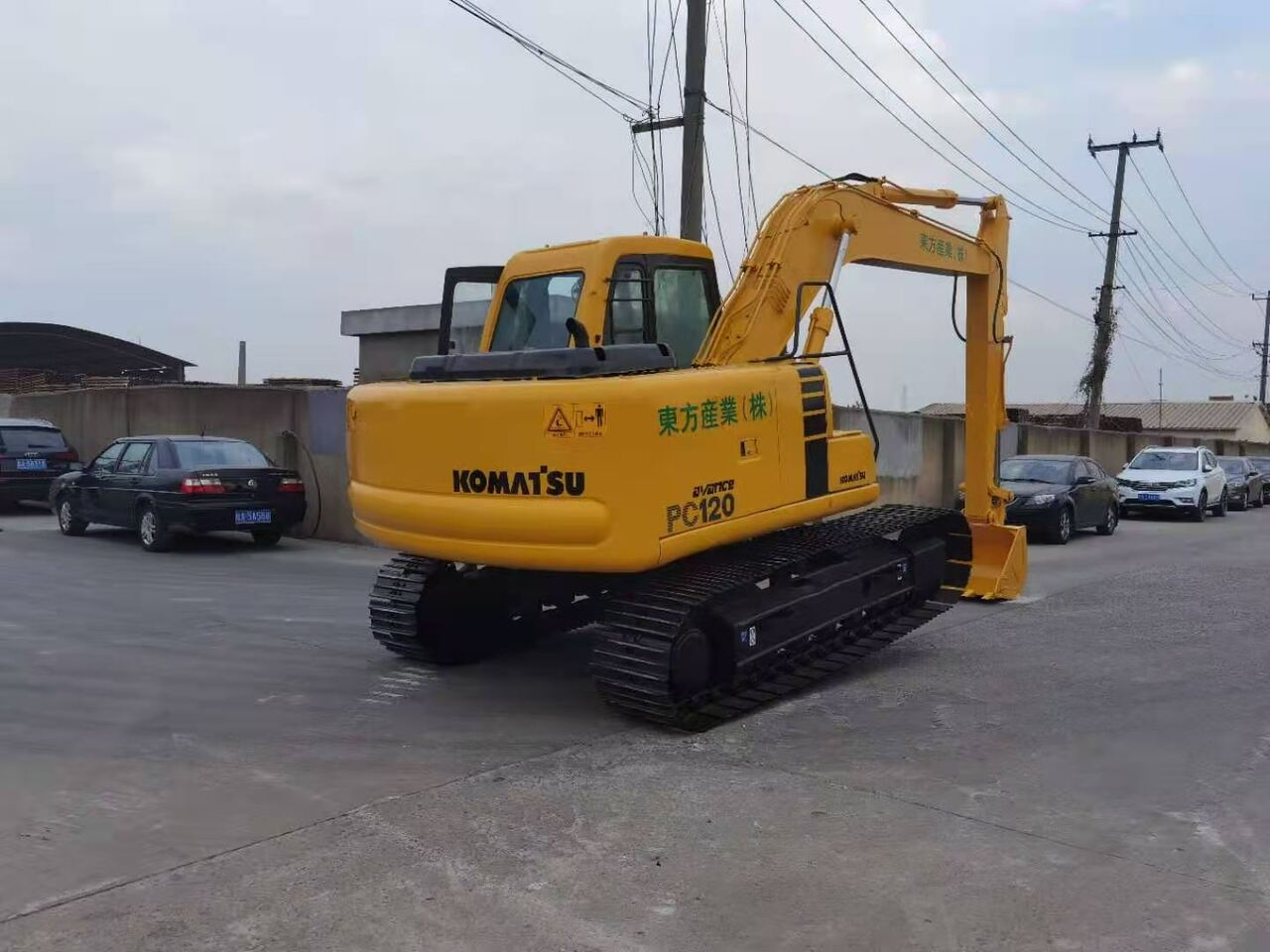 KOMATSU PC120-6 - Pelle sur chenille: photos 4 KOMATSU PC120-6 - Pelle sur chenille: photos 4