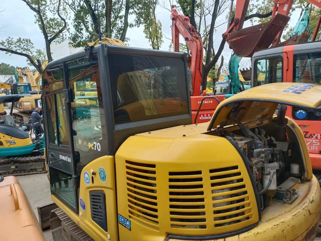 KOMATSU PC70-mini excavator - Mini pelle: photos 3 KOMATSU PC70-mini excavator - Mini pelle: photos 3